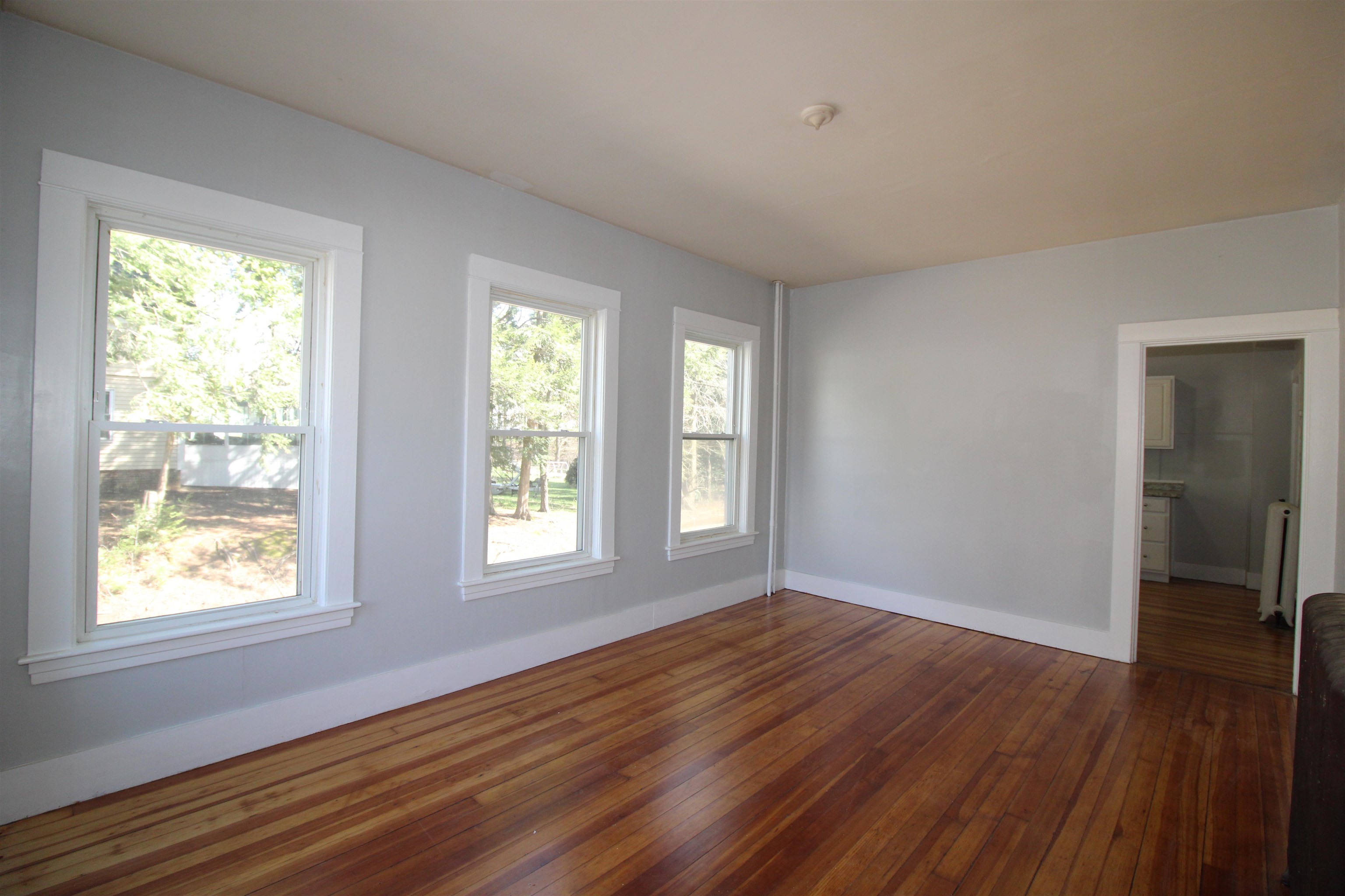 189 South Main Street Rochester, NH 03867 - Photo 7 of 29