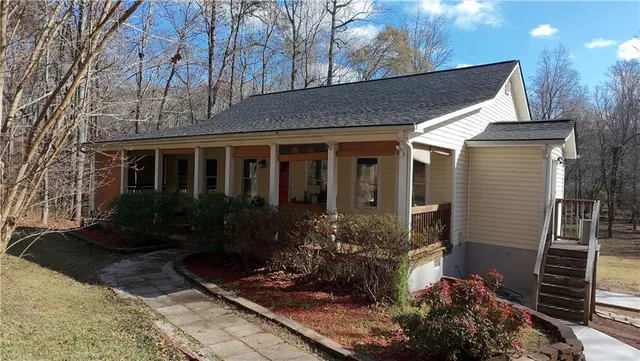 a front view of house with yard