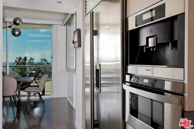 $1,895,000 | 201 Ocean Avenue, Unit 504B, Santa Monica, CA 90402