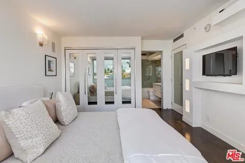 $1,895,000 | 201 Ocean Avenue, Unit 504B, Santa Monica, CA 90402