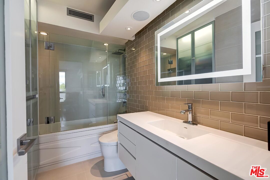 201 Ocean Avenue, Unit 504B Santa Monica, CA 90402 - Photo 31 of 56