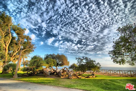 $1,895,000 | 201 Ocean Avenue, Unit 504B, Santa Monica, CA 90402