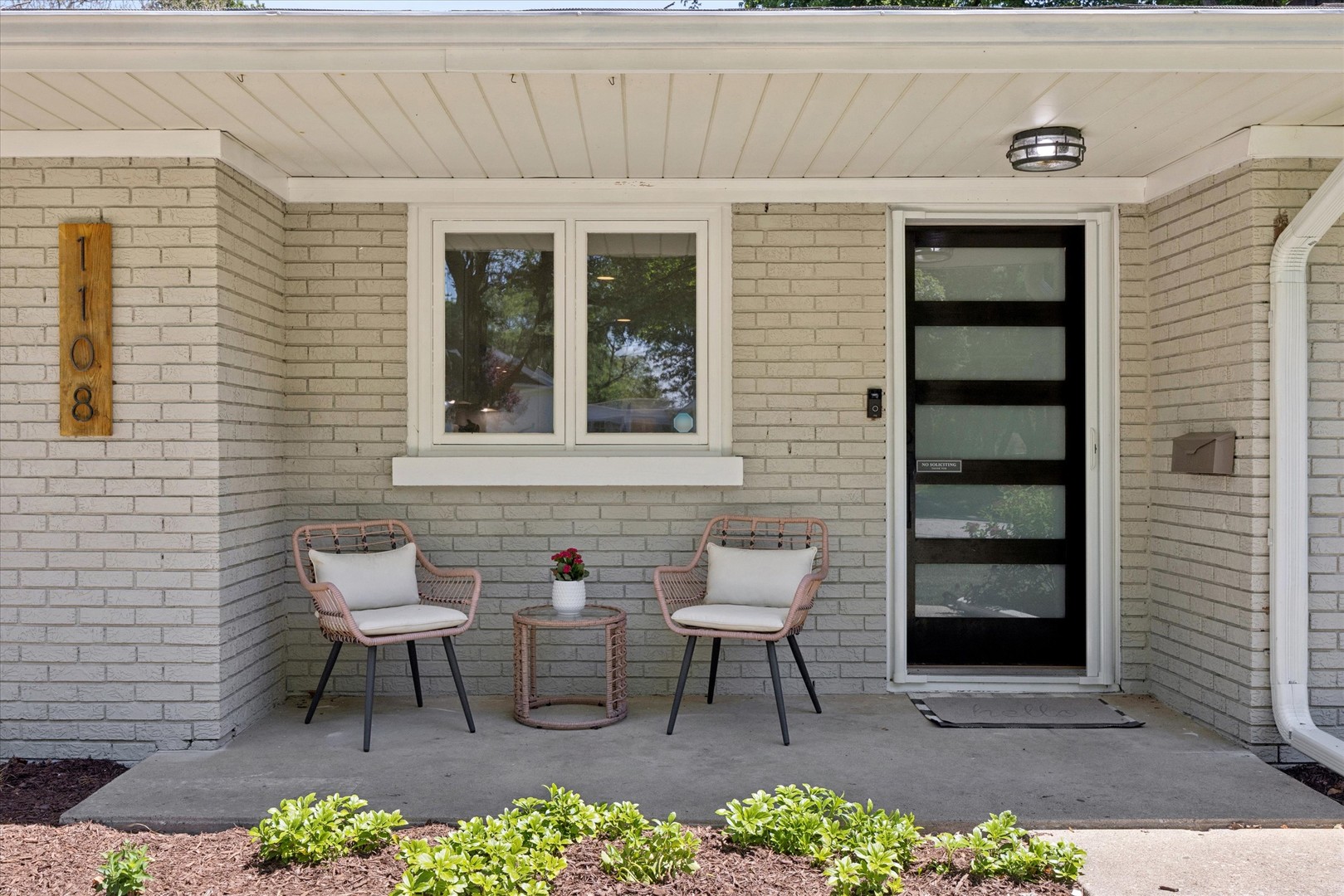 1108 South 6th Street St. Charles, IL 60174 - Photo 2 of 28