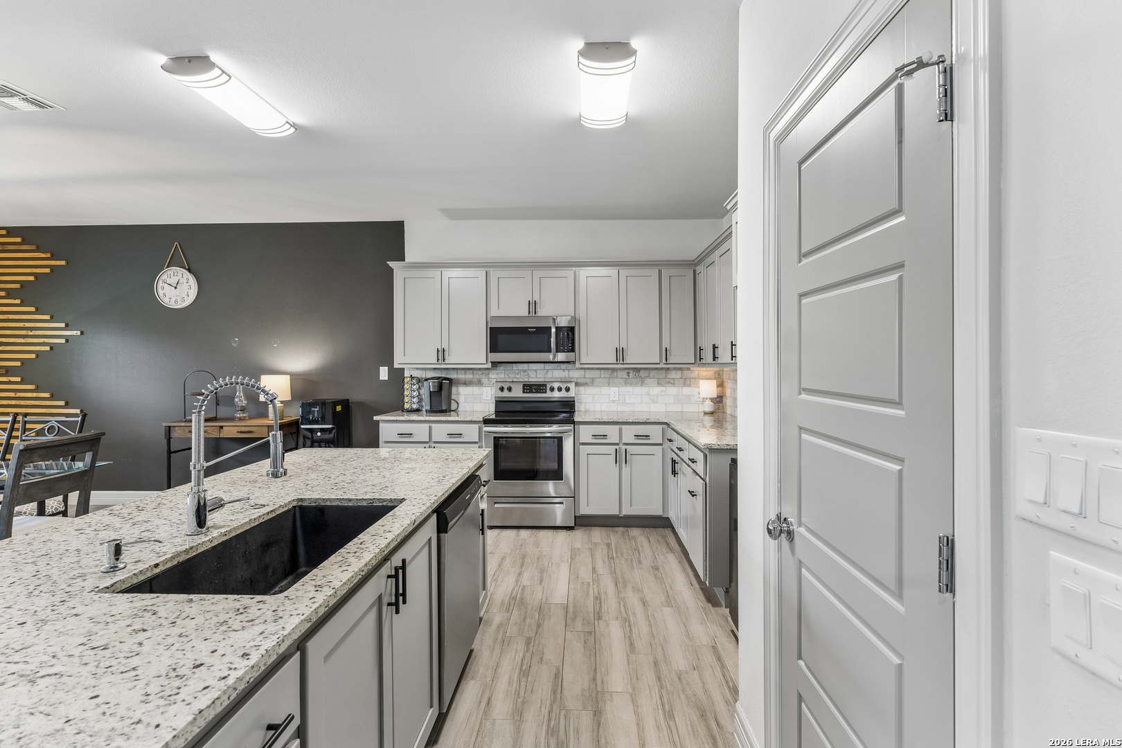 118 Red Tail Cove Spring Branch, TX 78070 - Photo 10 of 46