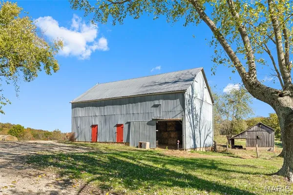 $800,000 | 4853 Kiel-Lyon Road, New Haven, MO 63068