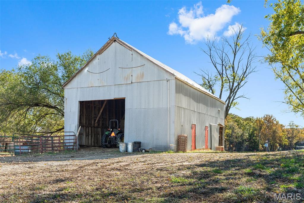 4853 Kiel-Lyon Road New Haven, MO 63068 - Photo 4 of 21