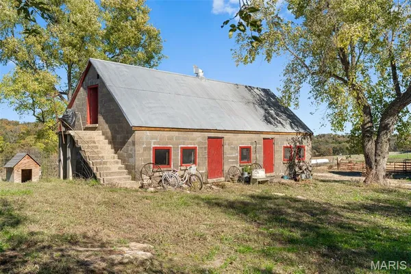 $800,000 | 4853 Kiel-Lyon Road, New Haven, MO 63068