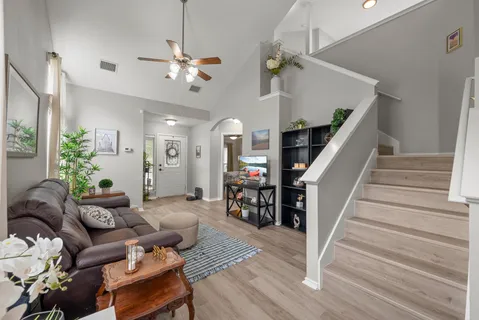 $335,000 | 525 Rolling Oak Drive, Round Rock, TX 78664