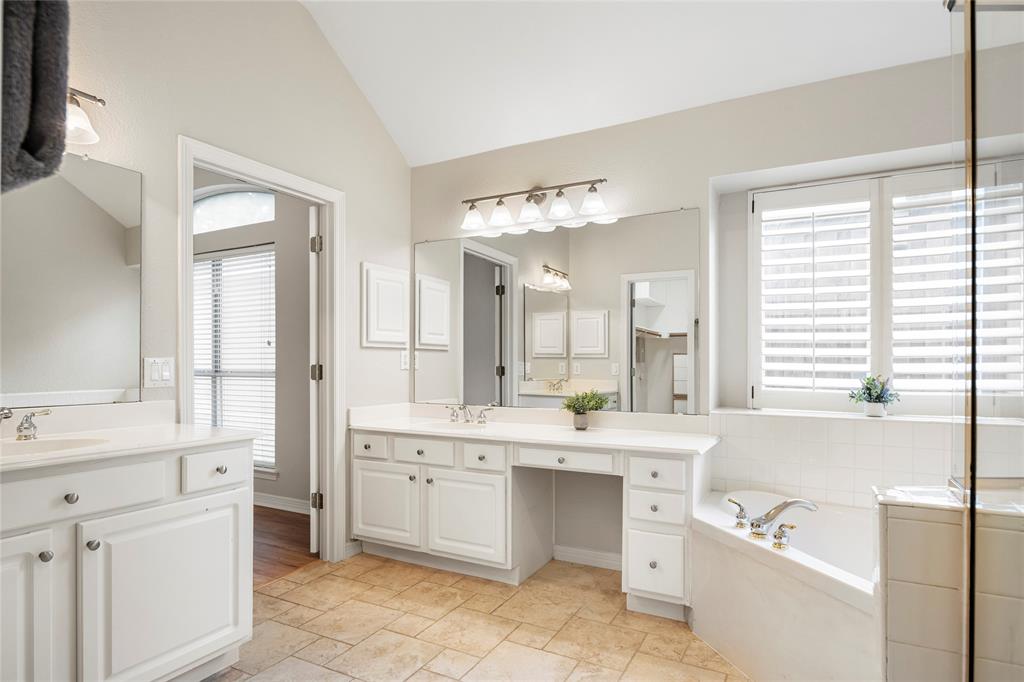 465 Ridge Meade Drive Lewisville, TX 75067 - Photo 23 of 38