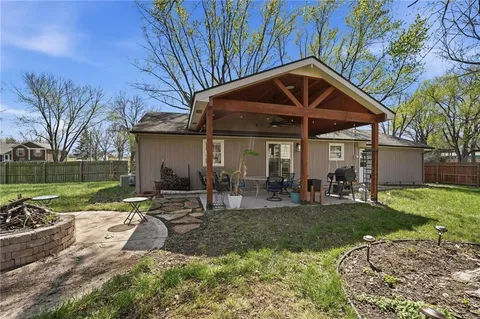 $299,000 | 1604 Ridgeway Drive, Greenwood, MO 64034