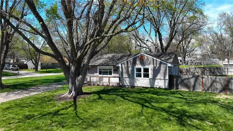 $299,000 | 1604 Ridgeway Drive, Greenwood, MO 64034