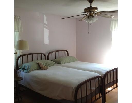74 Sierra Vista Road Springfield, MA 01128 - Photo 12 of 20