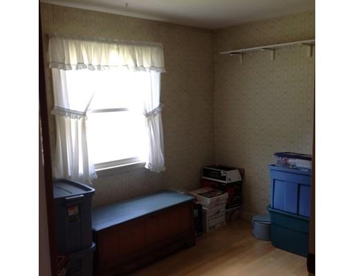 74 Sierra Vista Road Springfield, MA 01128 - Photo 13 of 20