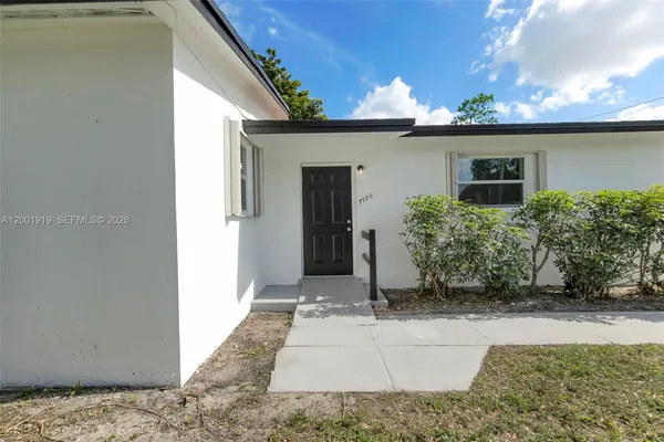$624,999 | 7970 Northwest 176th Street, Hialeah, FL 33015