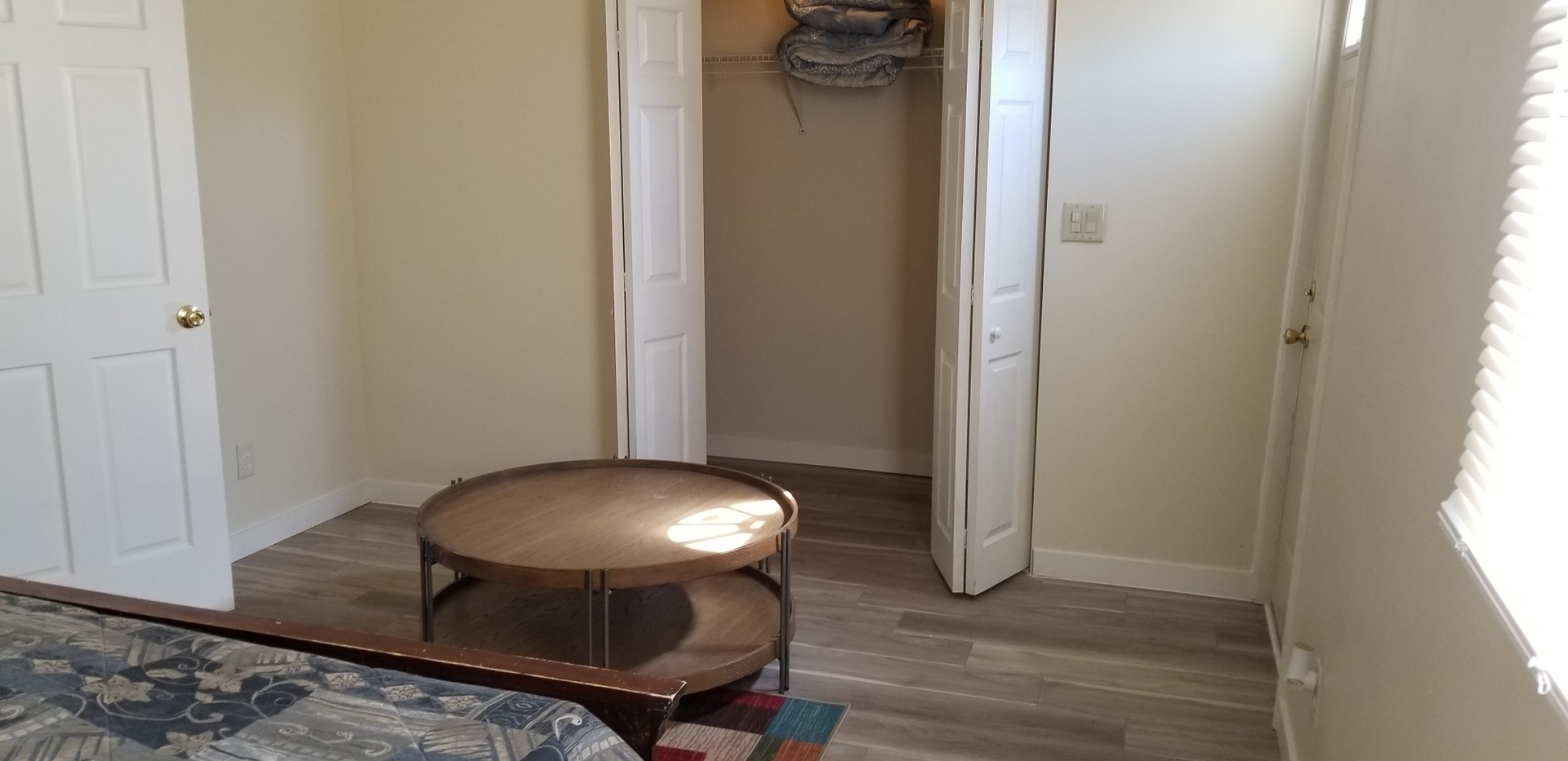 1402 5th Street, Unit 1402 LaSalle, IL 61301 - Photo 11 of 17 a view of a livingroom with furniture and wooden floor