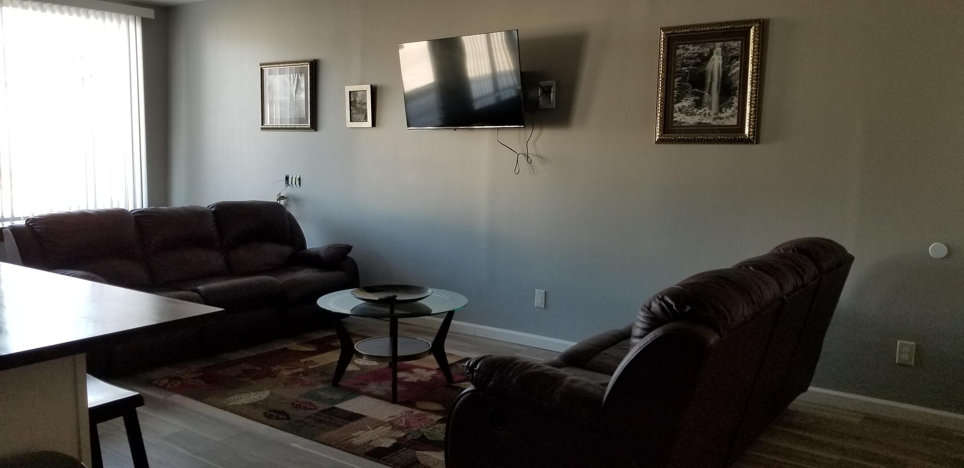 1402 5th Street, Unit 1402 LaSalle, IL 61301 - Photo 3 of 17 a living room with furniture and a couch