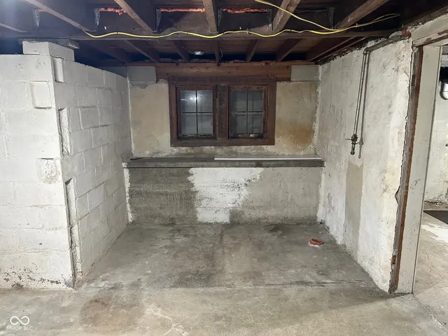 $1,500 | 310 South Nebraska Street, North Salem, IN 46165