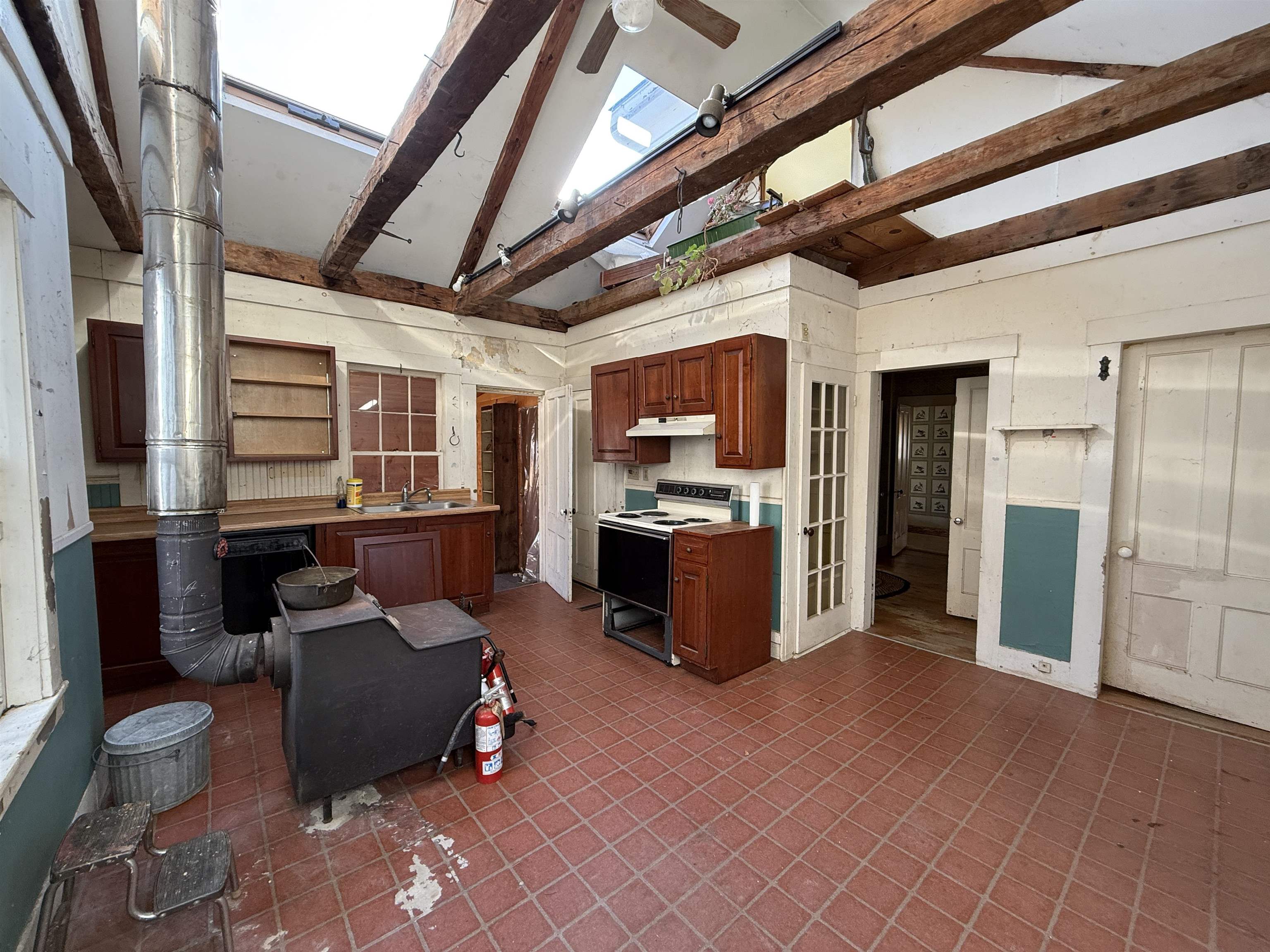 144 Putnam Hill Road Lyndeborough, NH 03082 - Photo 6 of 60