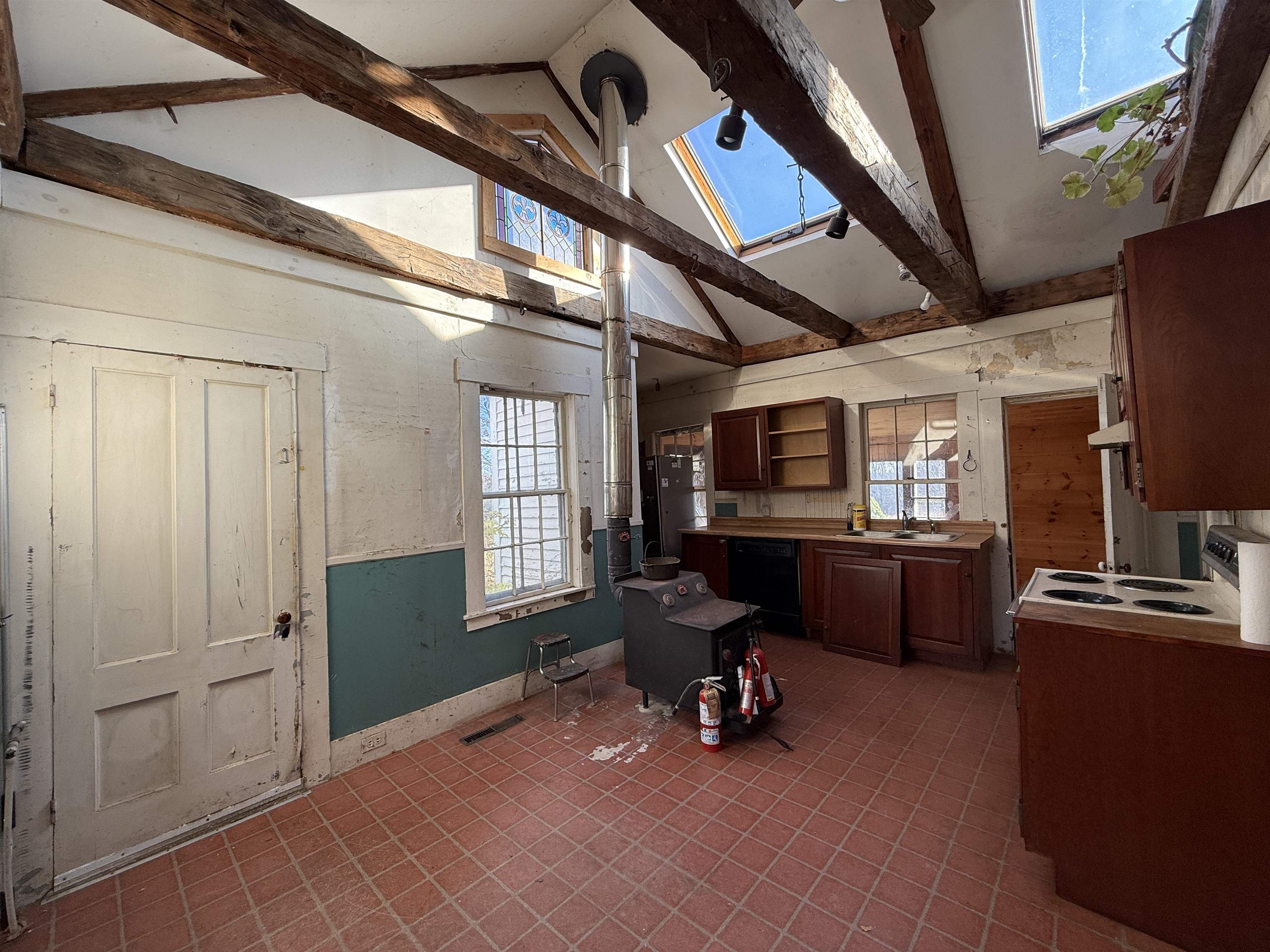 144 Putnam Hill Road Lyndeborough, NH 03082 - Photo 7 of 60