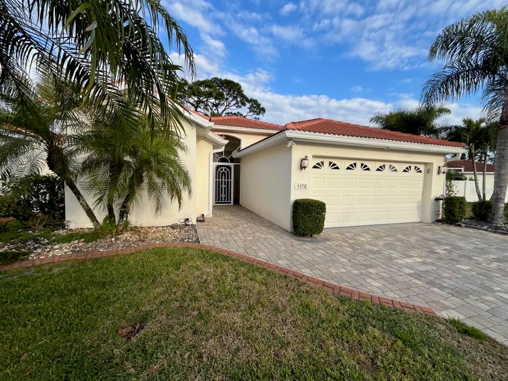 4398 Summertree Road Venice, FL 34293 - Photo 1 of 14 Gallery Image 1