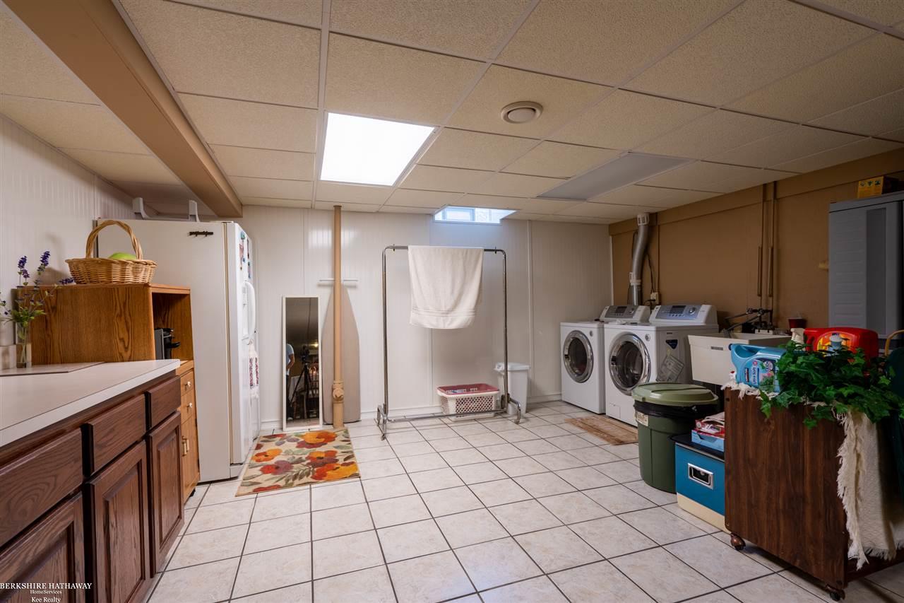 50135 Riverside Drive Macomb, MI 48044 - Photo 25 of 28 50015611-24.JPG