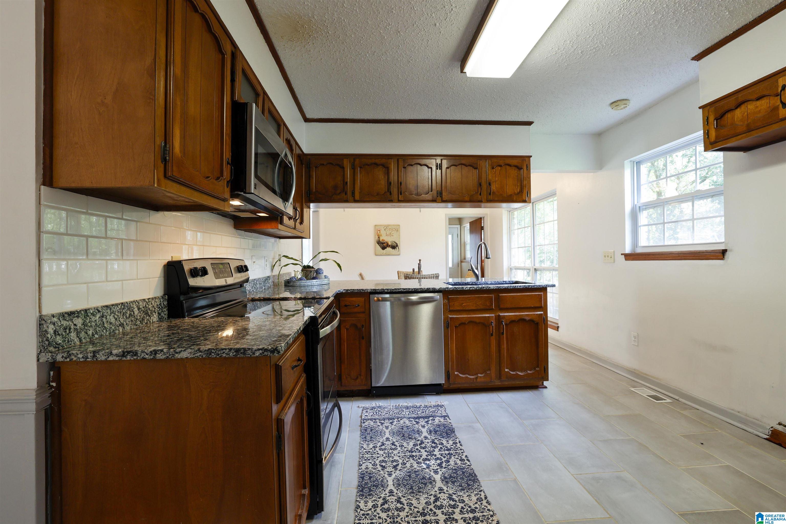 3443 Loch Ridge Trail Birmingham, AL 35216 - Photo 9 of 40