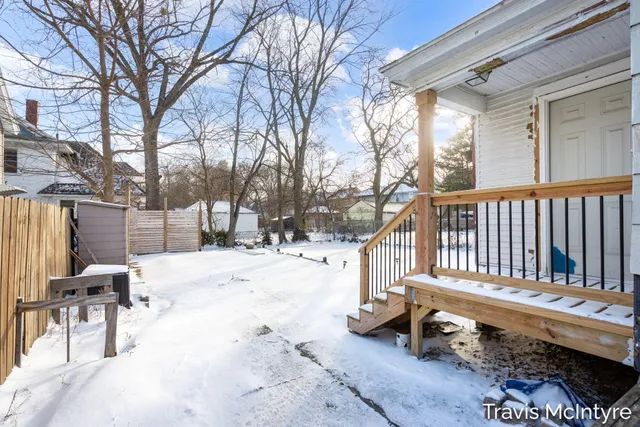 $244,900 | 908 Eastern Avenue Southeast, Grand Rapids, MI 49507