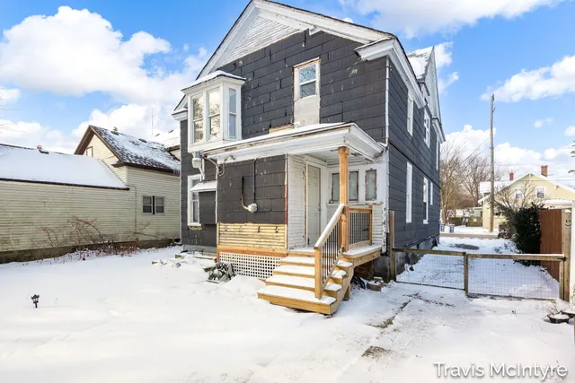 $244,900 | 908 Eastern Avenue Southeast, Grand Rapids, MI 49507