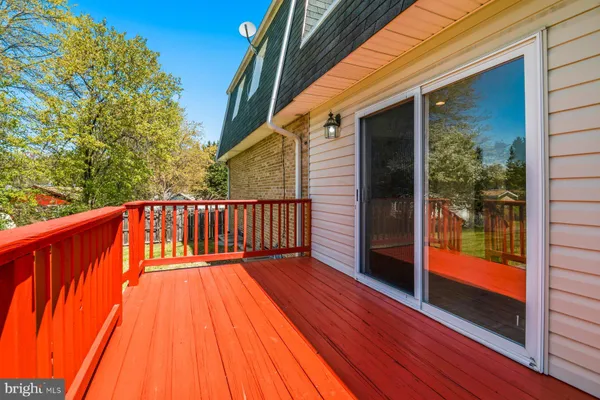 a view of a house with a big yard