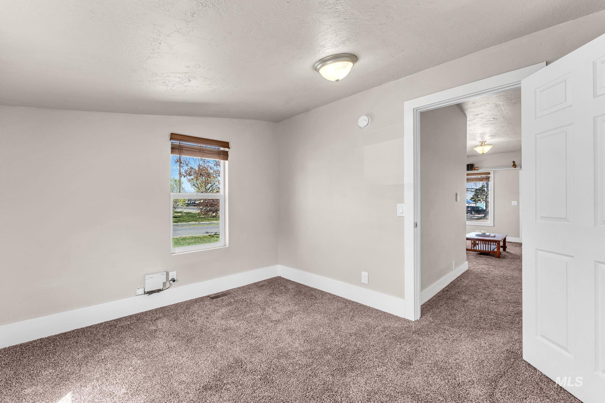 425 6th Street Filer, ID 83328 - Photo 18 of 29