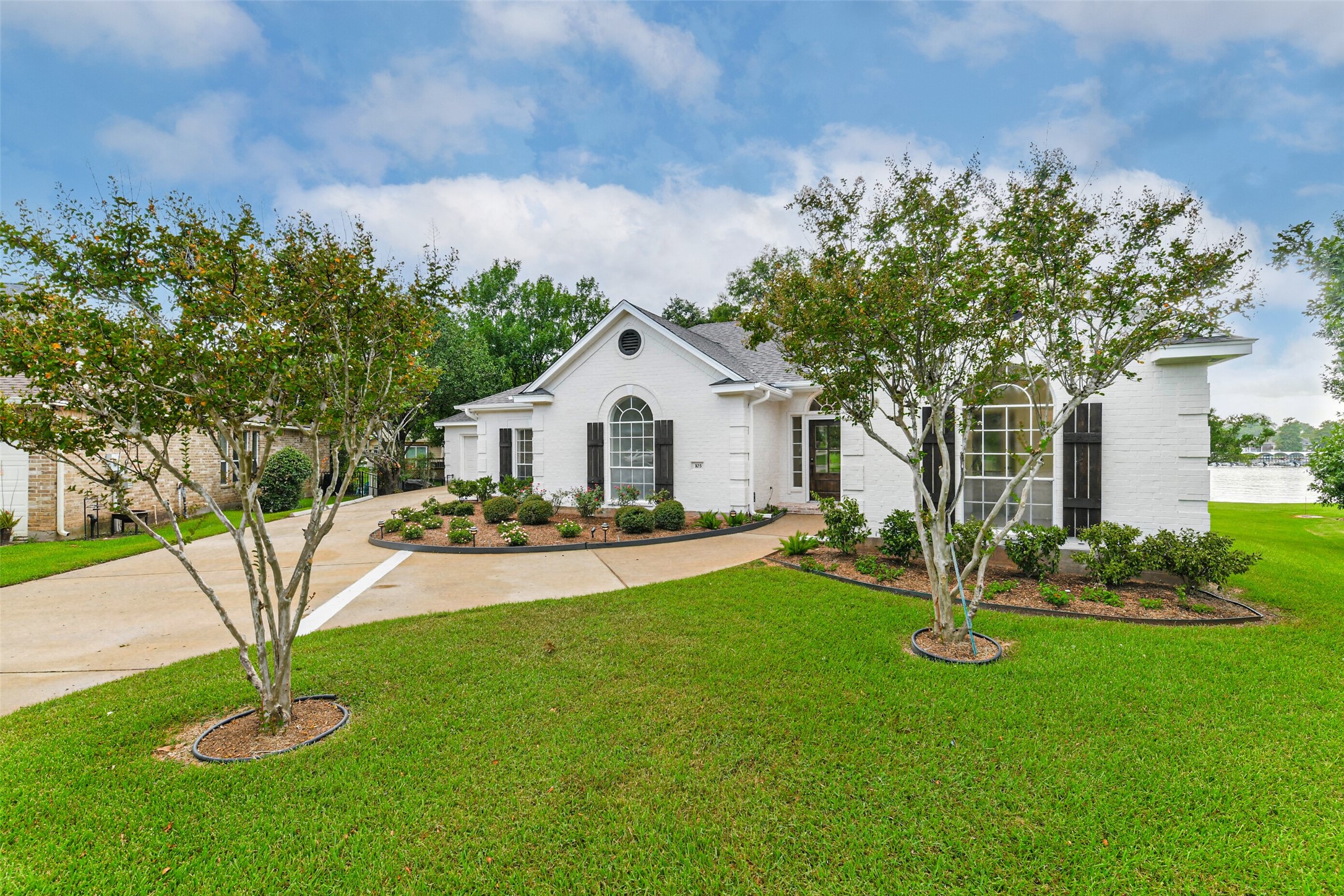 103 Forest Court Conroe, TX 77356 - Photo 4 of 40