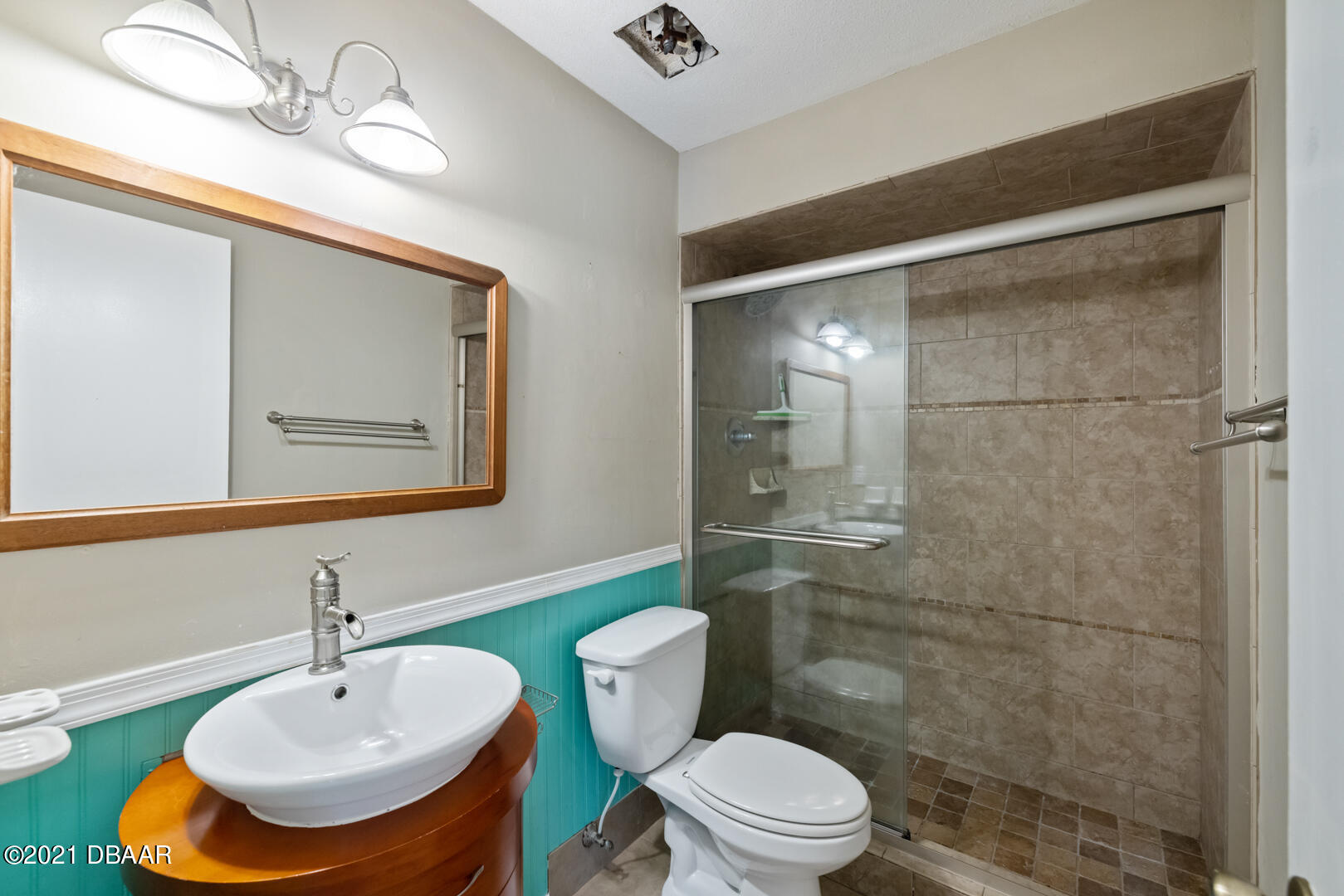 550 Ruth Street Port Orange, FL 32127 - Photo 14 of 38 550 RUTH STREET - INTERIOR-8