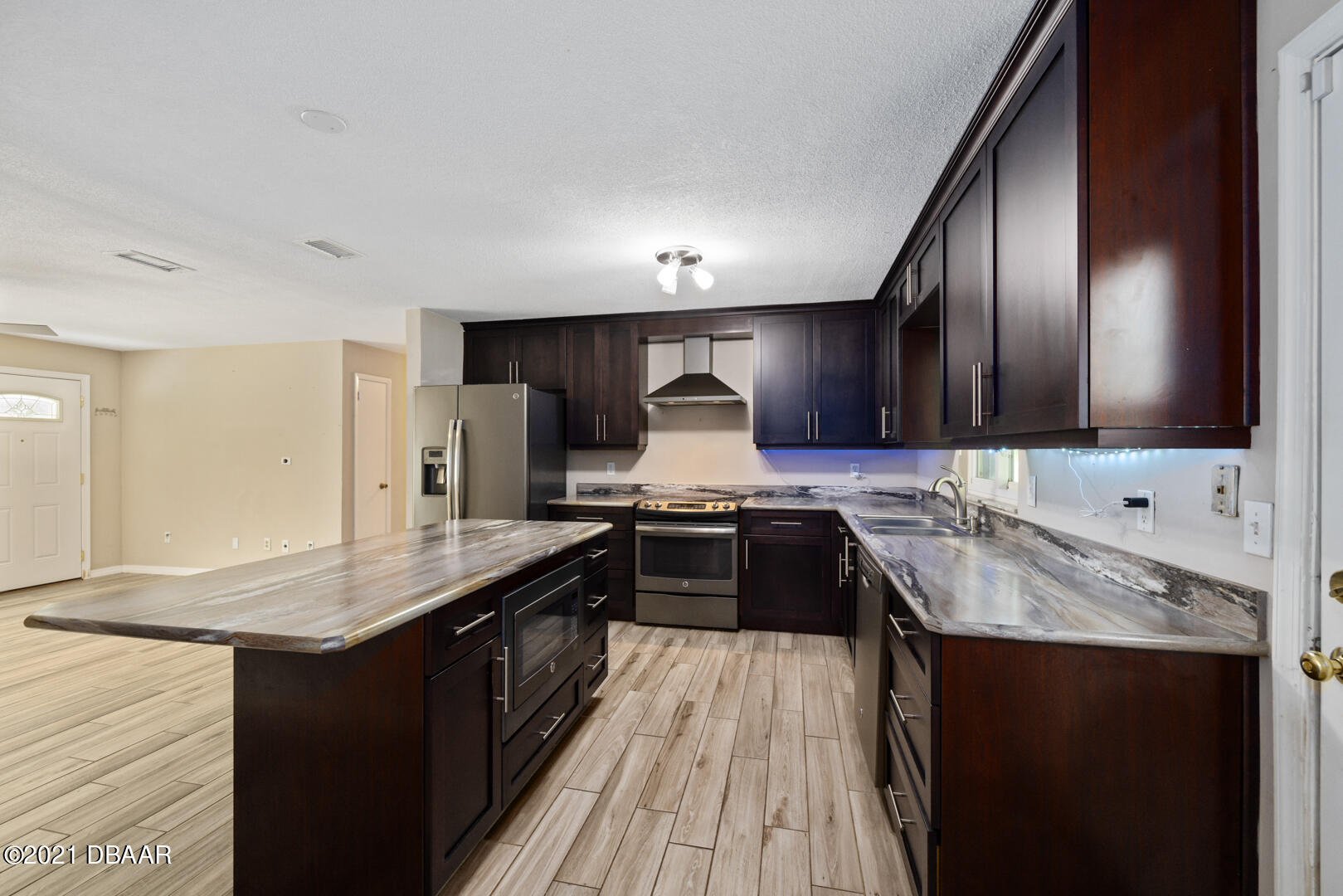 550 Ruth Street Port Orange, FL 32127 - Photo 17 of 38 550 RUTH STREET - INTERIOR-4