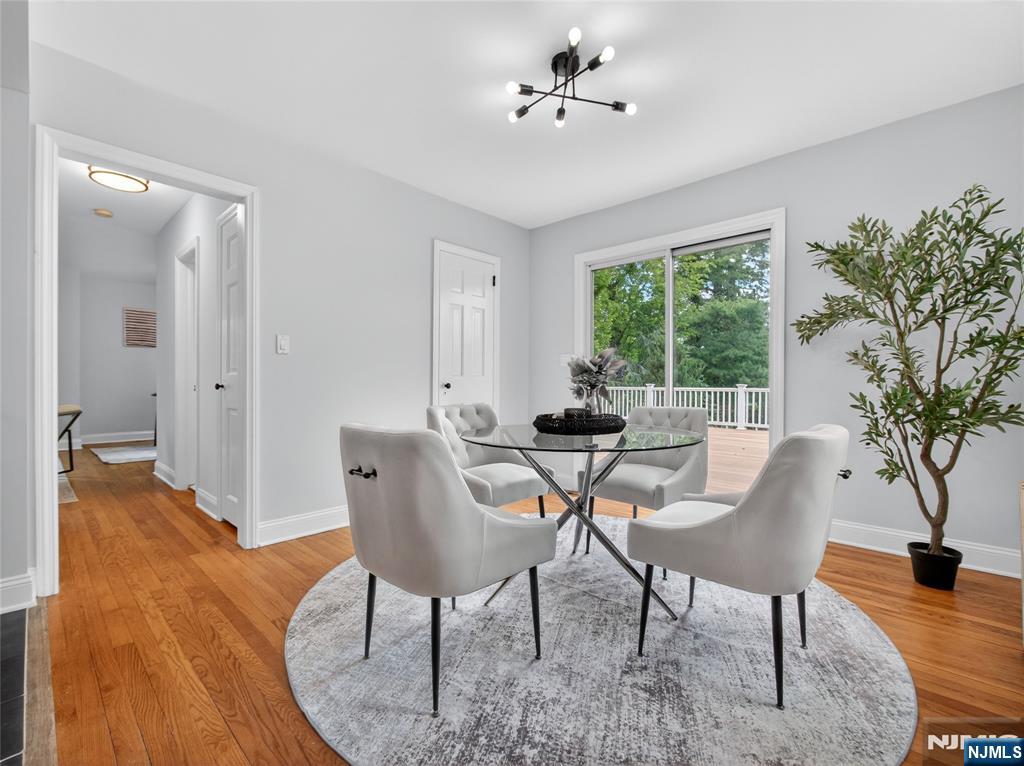 538 Coolidge Place Paramus, NJ 07652 - Photo 12 of 42