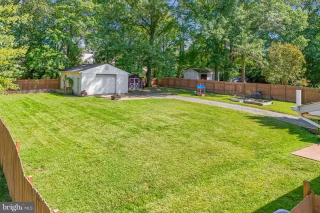 $425,000 | 16508 Rolling Tree Road, Accokeek, MD 20607