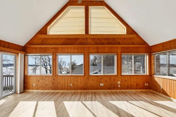 $720,000 | W10580 Tipperary Road, Poynette, WI 53955