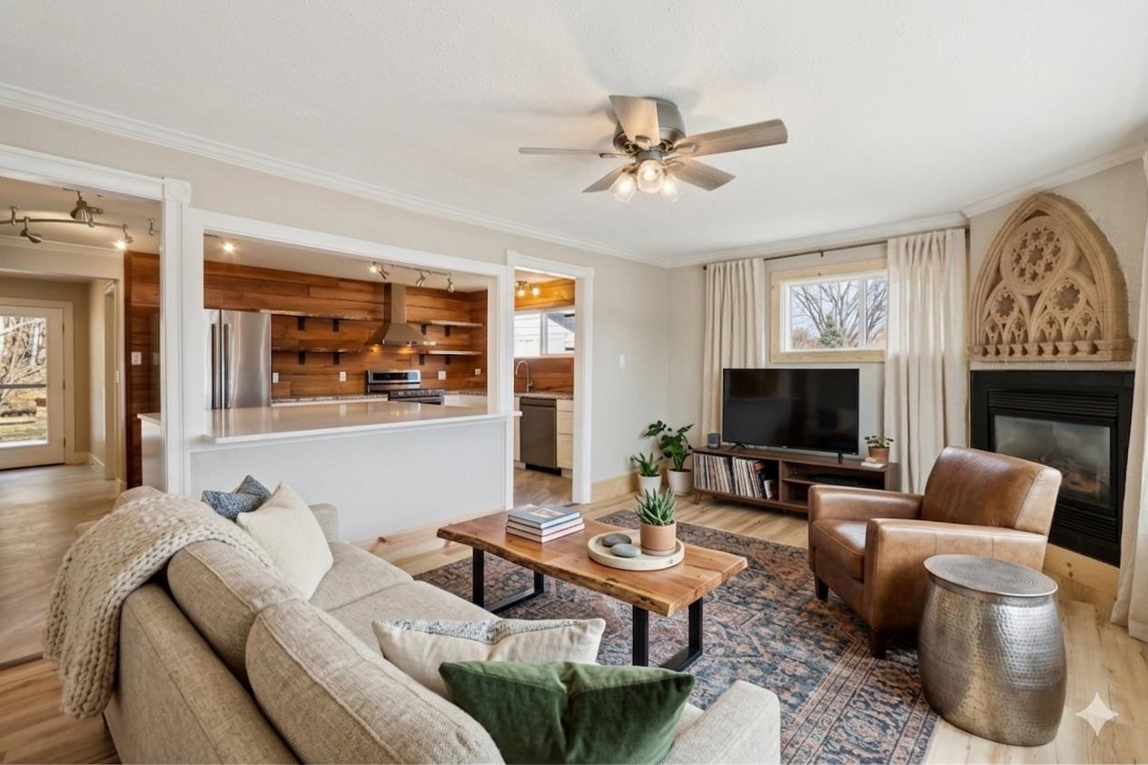 W10580 Tipperary Road Poynette, WI 53955 - Photo 4 of 66