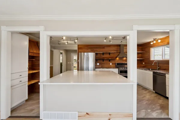 $720,000 | W10580 Tipperary Road, Poynette, WI 53955