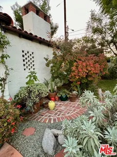 $1,549,000 | 2116 Layton Street, Pasadena, CA 91104