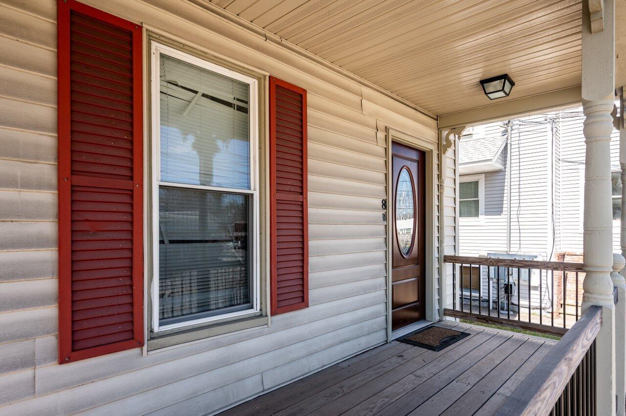 8 Allen Street Berwick, ME 03901 - Photo 4 of 17 011-8AllenStreet-Berwick-ME-03901-SMALL