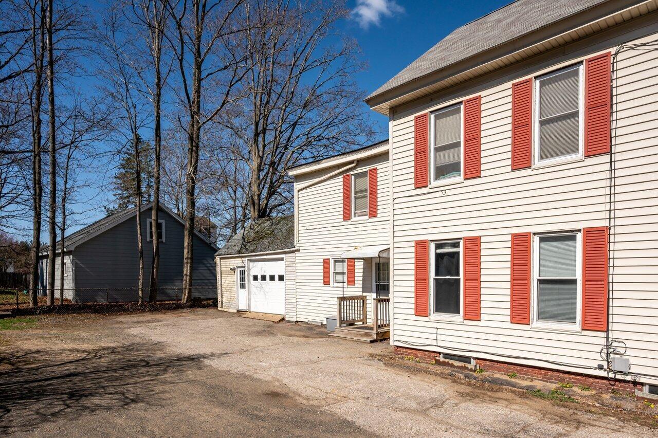 8 Allen Street Berwick, ME 03901 - Photo 6 of 17 013-8AllenStreet-Berwick-ME-03901-SMALL