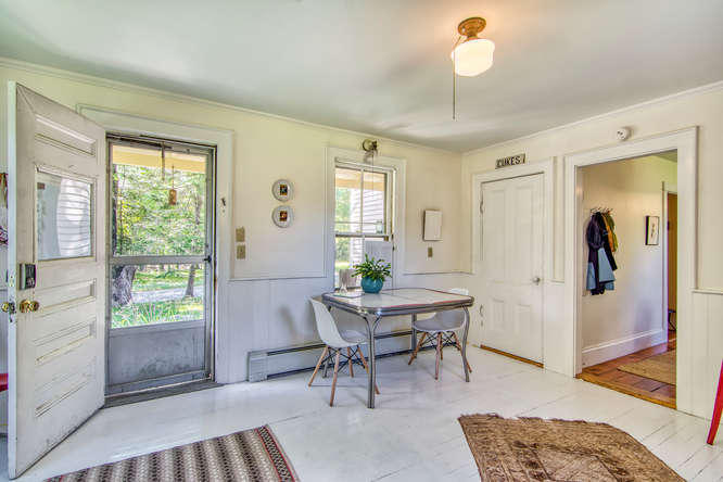125 Dow Road Deer Isle, ME 04627 - Photo 5 of 33 125 Dow Road Deer Isle ME-small-004-021-