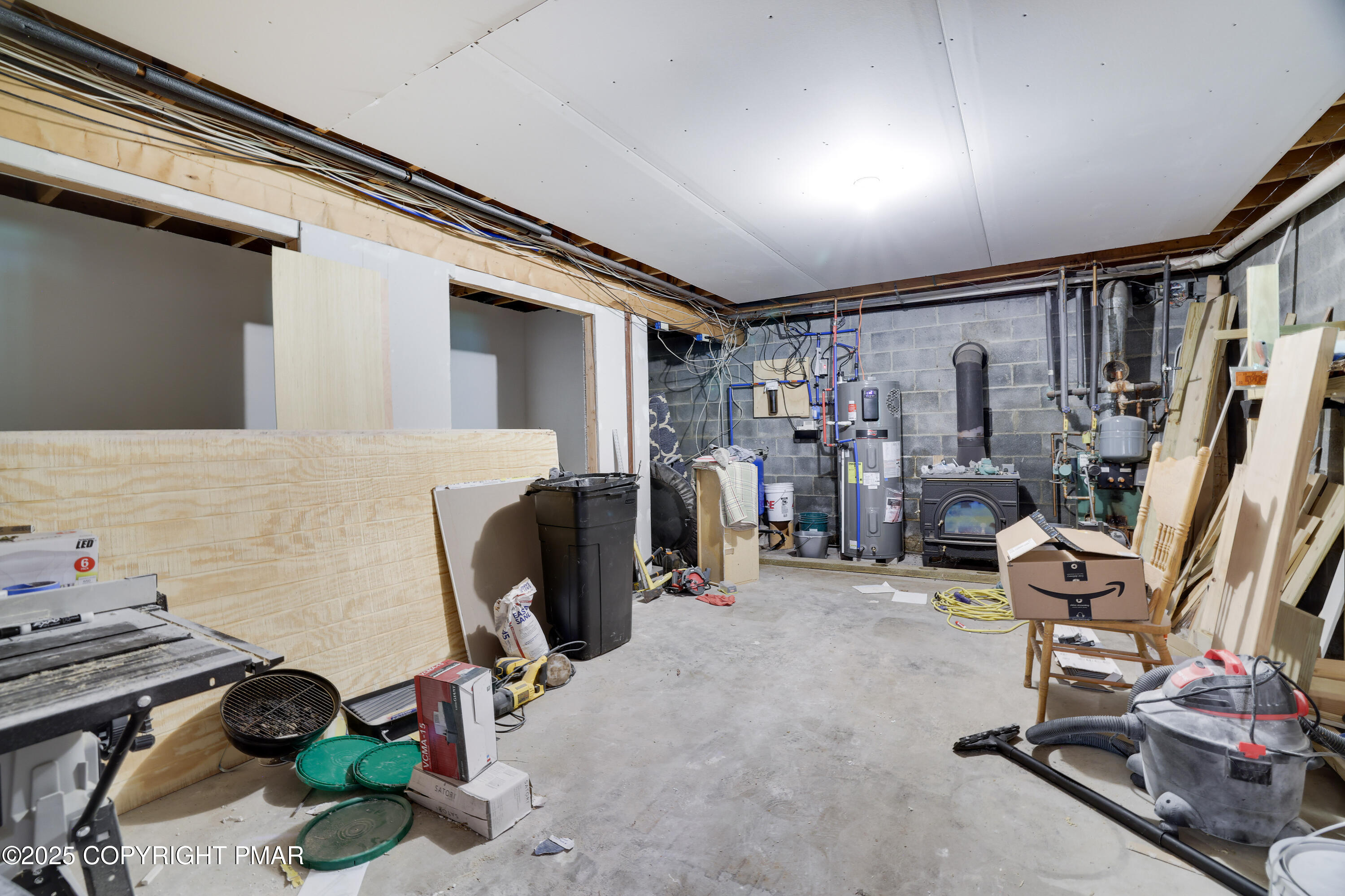 113 Hemlock Road Tannersville, PA 18372 - Photo 48 of 68 a view of a room with gym equipment