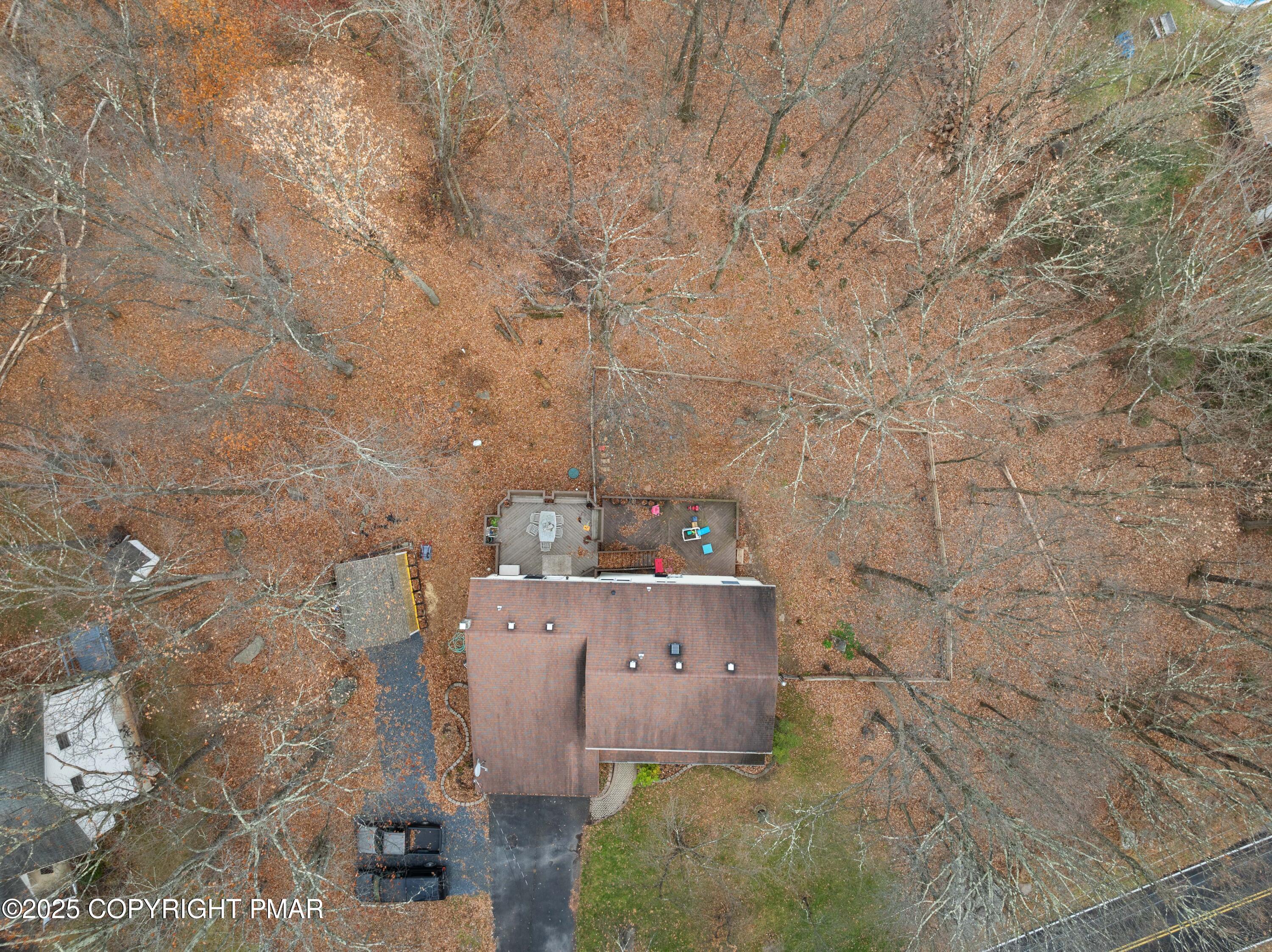 113 Hemlock Road Tannersville, PA 18372 - Photo 57 of 68 DJI_20251114152316_0965_D