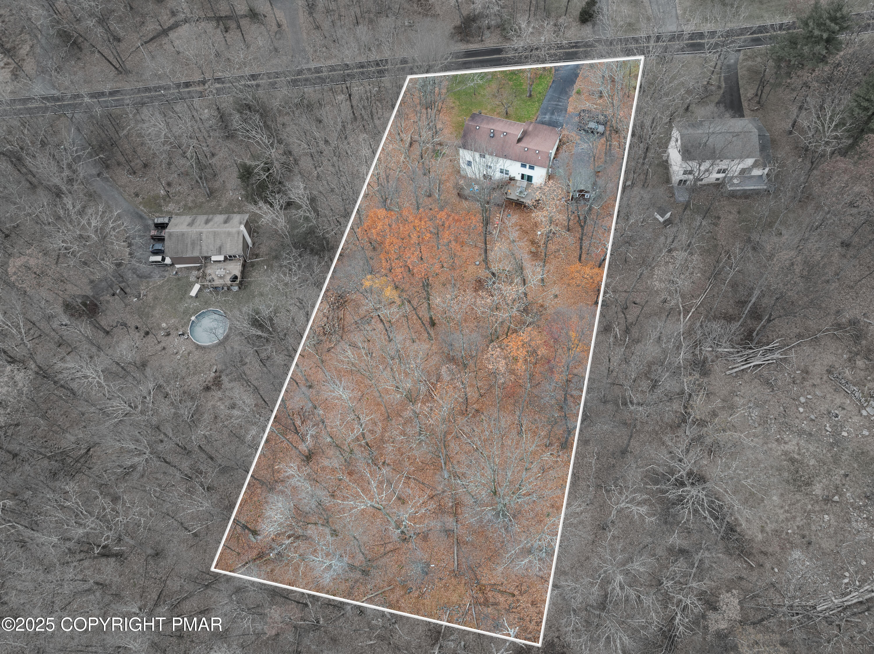 113 Hemlock Road Tannersville, PA 18372 - Photo 6 of 68 DJI_20251114152220_0945_D-Edit