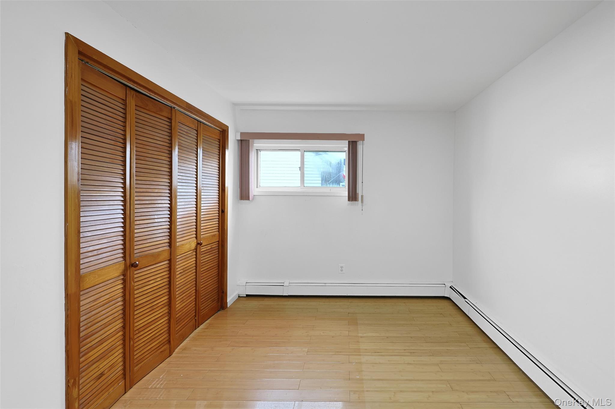 82 Lantern Road Hicksville, NY 11801 - Photo 14 of 22 Gallery Image 14
