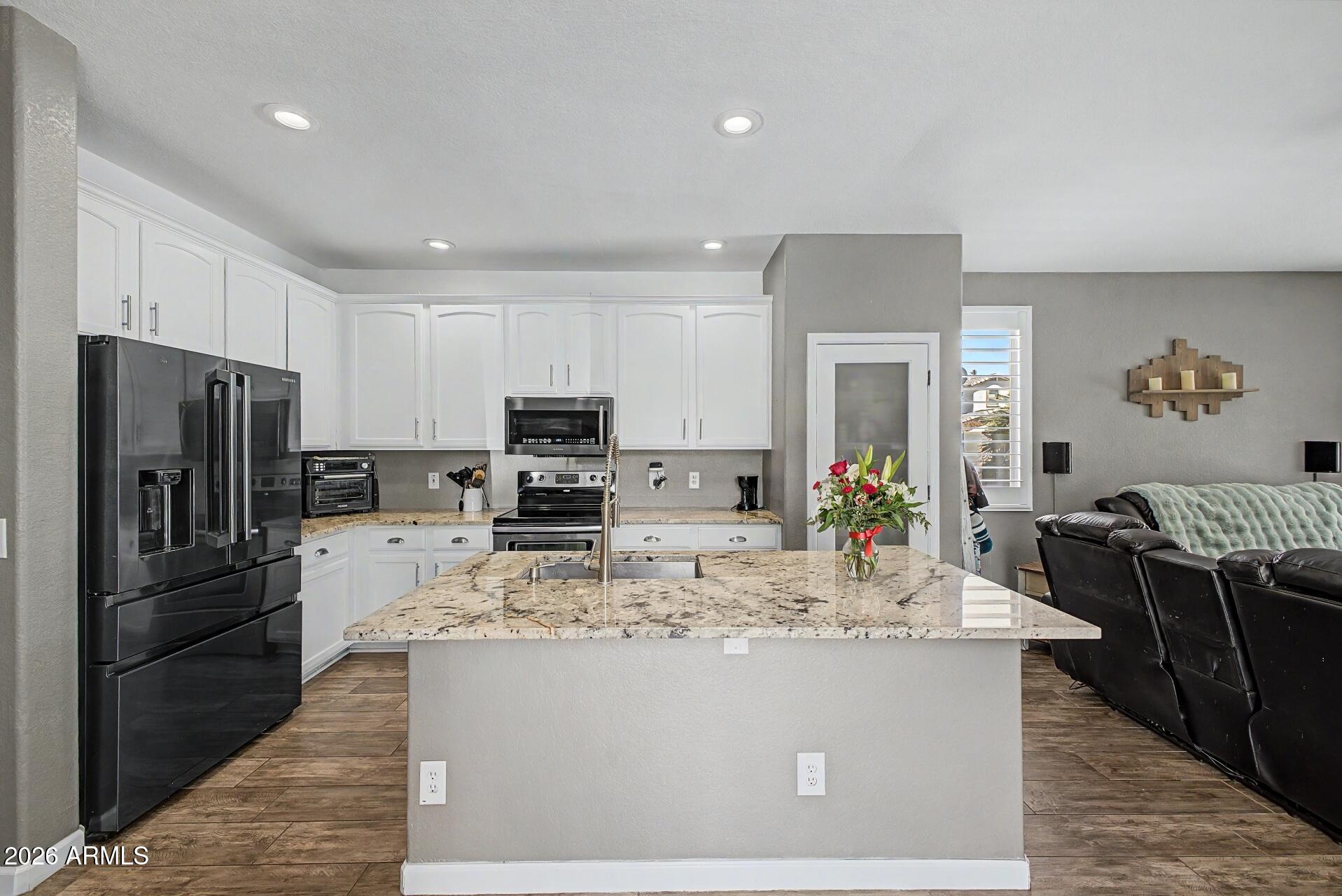 3635 East Sundance Avenue Gilbert, AZ 85297 - Photo 10 of 40 13 - Sundance
