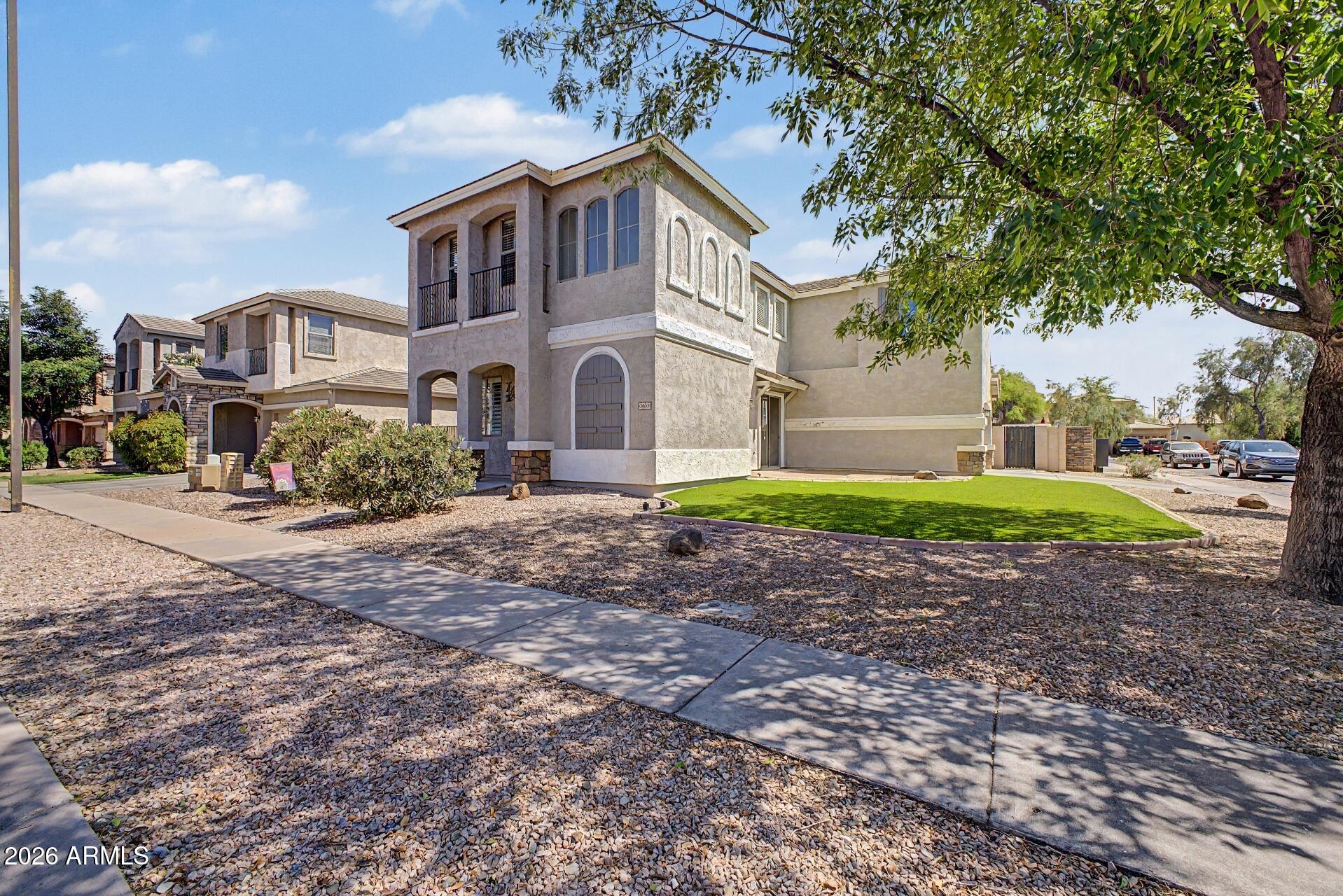 3635 East Sundance Avenue Gilbert, AZ 85297 - Photo 3 of 40 03 - Sundance