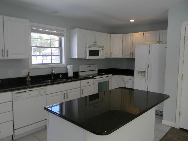 1016 State Street, Unit 5 Bangor, ME 04401 - Photo 12 of 26 Kitchen