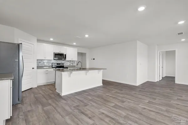 $2,150 | 5557 Galahad Trail, Milton, FL 32583